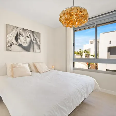 Vanian Gardens Apartment